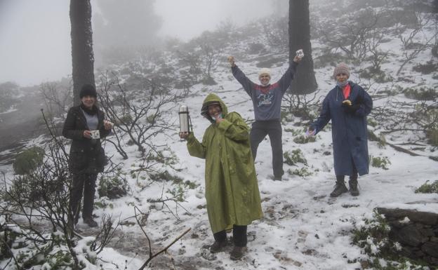 El irresistible manto blanco de la cumbre