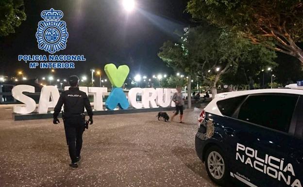 Intenta huir de un local en Tenerife tras cometer un robo