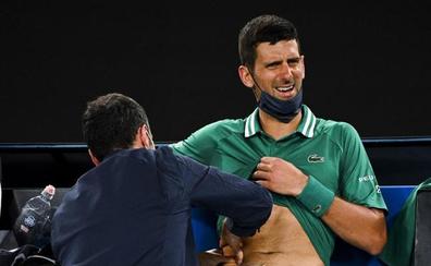 Djokovic, lesionado pero vivo
