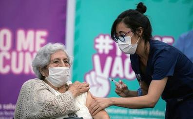 Cómo Chile se convirtió en el ganador en la carrera de la vacuna