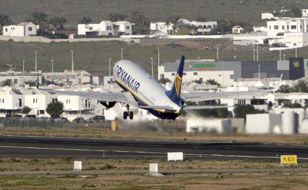 Ryanair prevé vuelos con cinco destinos peninsulares en la temporada estival