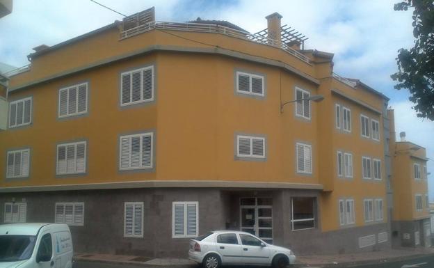 Detenido por robarle el móvil y la cartera a un jóven en El Ejido