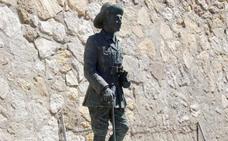 El Gobierno aplaude la retirada de la estatua de Franco en Melilla