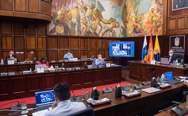El Cabildo grancanario valora demandar a Pérez (PP) por acusaciones «torticeras»