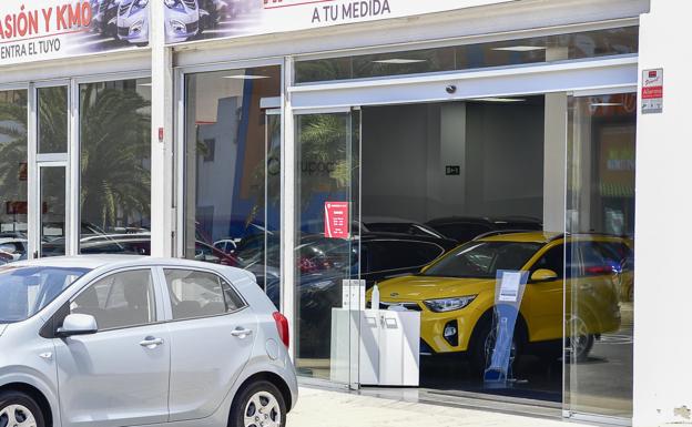Los concesionarios canarios temen por su futuro y el de 7.000 empleos