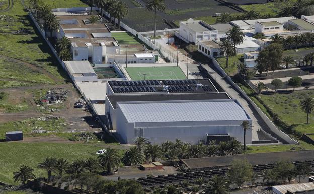 El CEO de Playa Blanca y el instituto de Haría dependen del equipamiento
