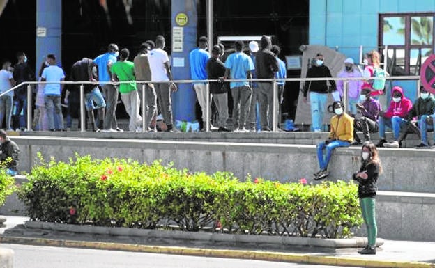 Los abogados denuncian la falta de transparencia por el «caos» migratorio