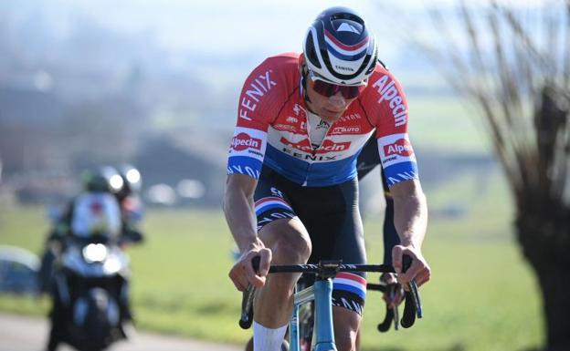 Van Aert y Van der Poel retoman su duelo