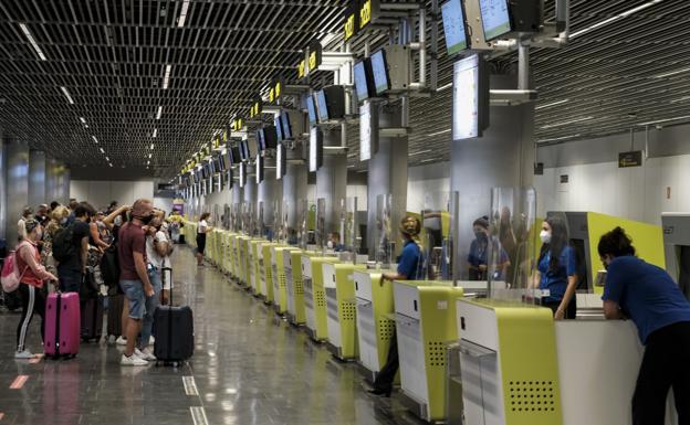 Jet2 espera mover a dos millones de turistas británicos a Canarias este verano