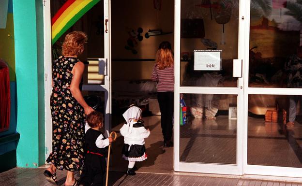 Luzardo critica la escasez de plazas de cero a un año en las guarderías públicas