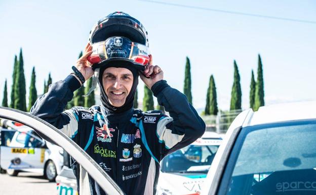 Rogelio Peñate, El Guapo o Zeus, los brotes verdes