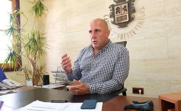 Sergio Lloret: «Buena parte del progreso de Canarias pasa por Fuerteventura»