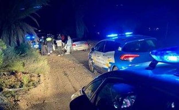 Denunciados por hacer botellón y saltarse el toque de queda en la capital grancanaria