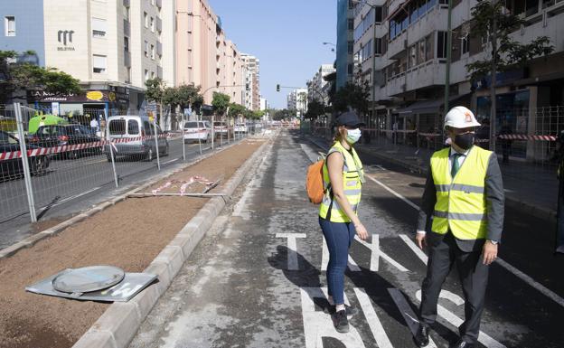 NC se reúne con Transportes para resolver la financiación de la MetroGuagua