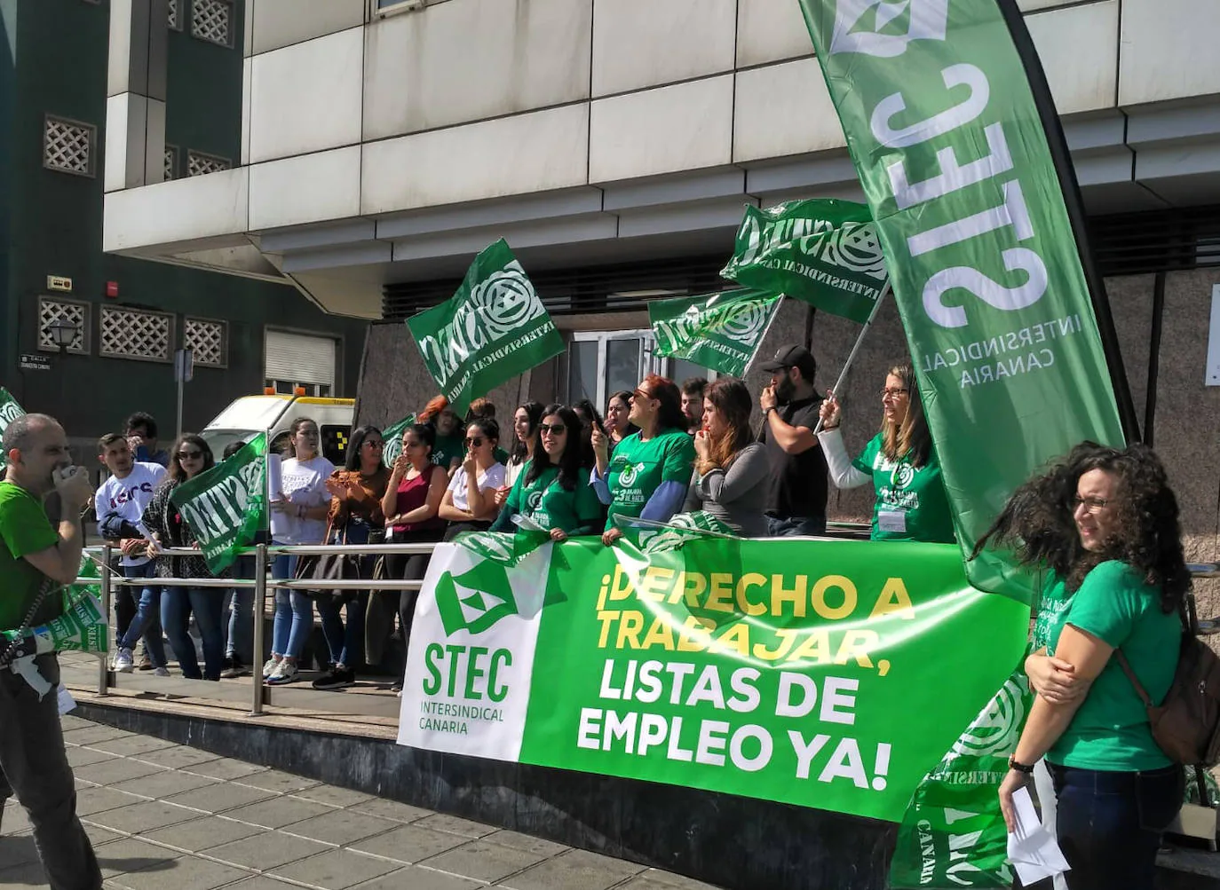 El STEC-IC exige el aplazamiento de las oposiciones de docentes de 2021