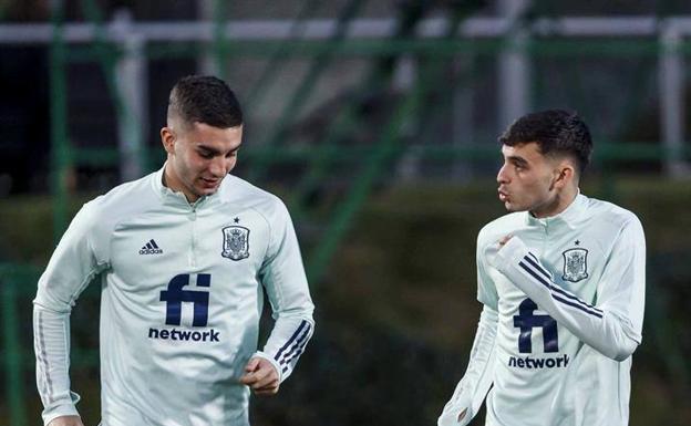 Pedri: «Me gusta que me comparen con Iniesta pero tengo que ser Pedri»