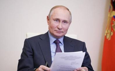 Putin se vacuna sin luz ni taquígrafos