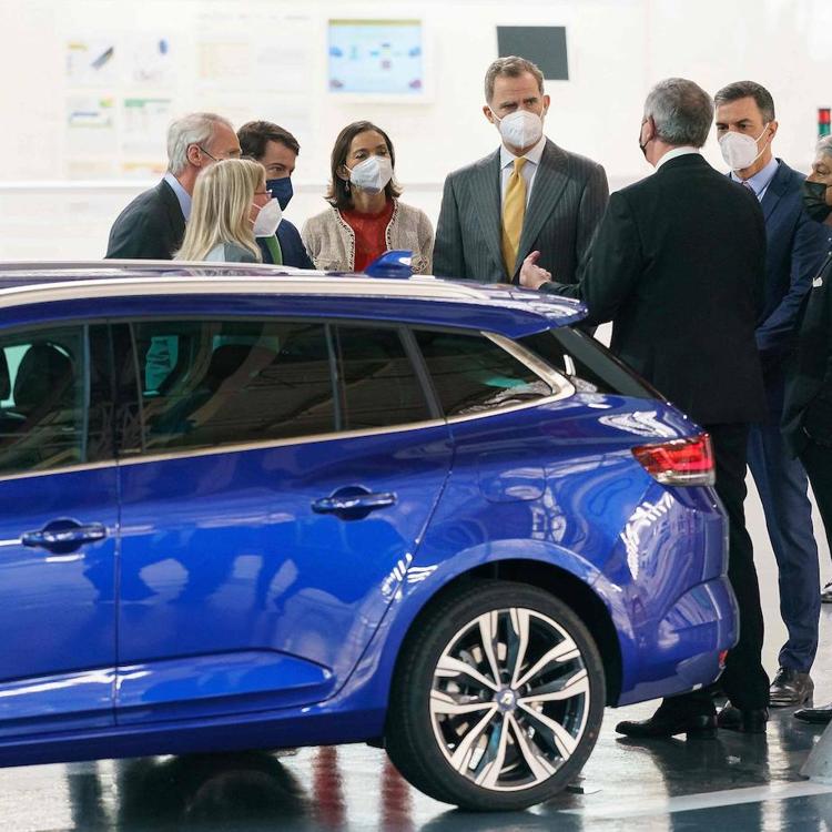 Renault fabricará cinco vehículos híbridos en España