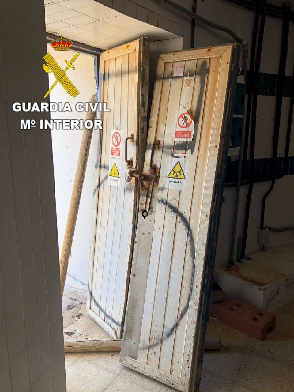 La Guardia Civil detiene a dos turistas por provocar daños en el Faro Jandía