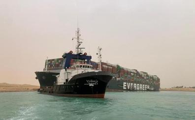 Un error humano pudo causar el bloqueo en el canal de Suez