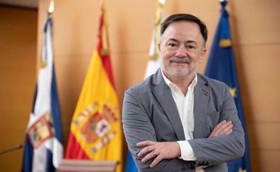 Dimite «por motivos personales» el consejero de Turismo José Martín Plata