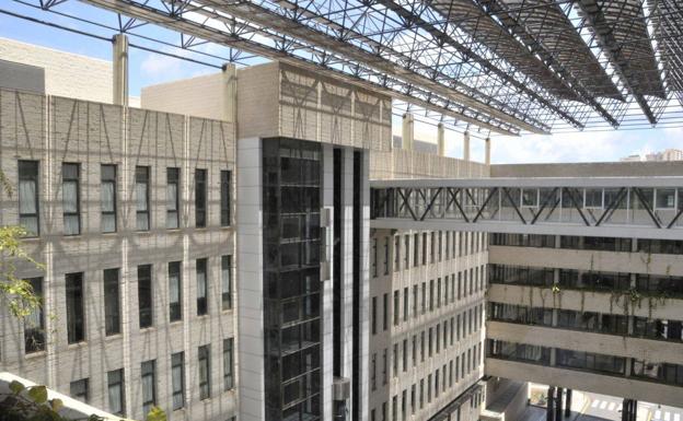 El Hospital Negrín, centro de excelencia en el tratamiento de la artritis psoriásica