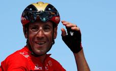 Nibali, duda para el Giro tras una fractura en la muñeca