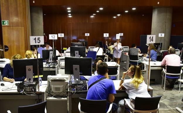Canarias, donde menos se nota estar en un ERTE a la hora de hacer la Renta