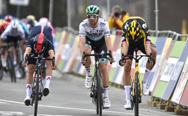 Wout van Aert gana la Amstel Gold Race