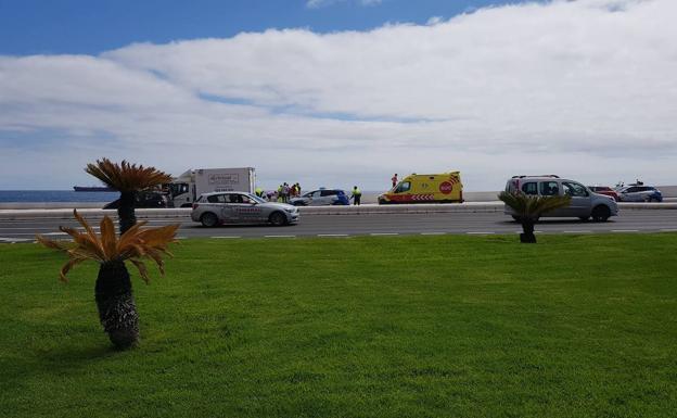 Una persona herida en la Avenida Marítima