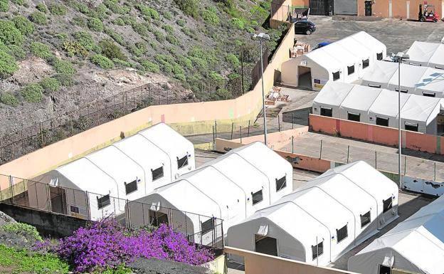 Mazuelos pide a Madrid que «no convierta a Canarias en Lampedusa»