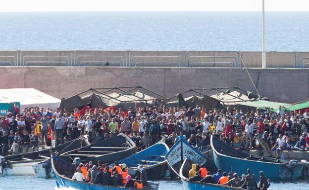 Amnistía: la acogida de migrantes en Canarias sigue siendo indigna