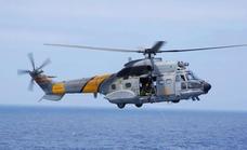 Un helicóptero militar sale al rescate de 9 inmigrantes a 490 kilómetros de El Hierro
