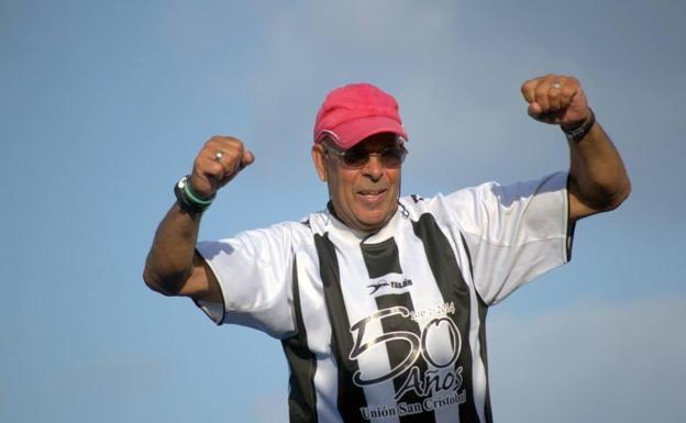 La vela latina llora la muerte de Juan Ramírez