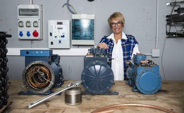 Elena Máñez, portada de la revista C7