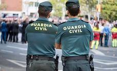 La justicia da 10 días a la Generalitat para vacunar a policías y guardias civiles