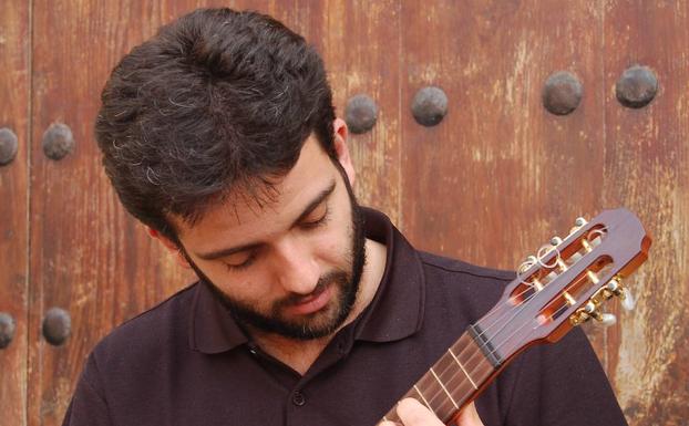 Misael Jordán: «En Gran Canaria los grupos folclóricos no se han renovado con gente joven»