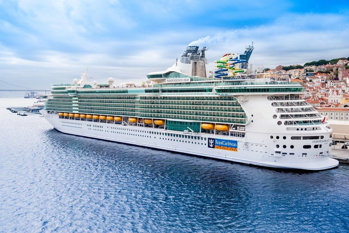Royal Caribbean retomará sus operaciones a Canarias desde el Reino Unido