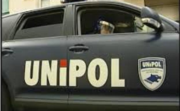 Sorprendido subiéndose en una guagua con cinco piezas de hachís