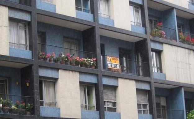 El precio de la vivienda de segunda mano cae en Canarias un 2,3%