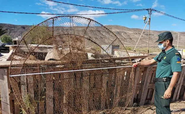 Detenido en Fuerteventura por falsedad documental y denunciado por usar material de pesca ilegal