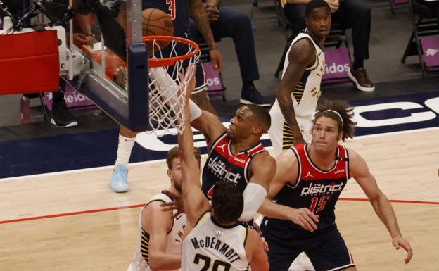 Westbrook da esperanzas a los Wizards de llegar a los 'playoffs'