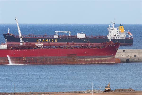 Un marinero del barco en cuarentena en Las Palmas falleció en abril con covid