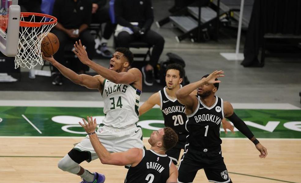 Una nueva exhibición de Antetokounmpo da el triunfo a los Bucks