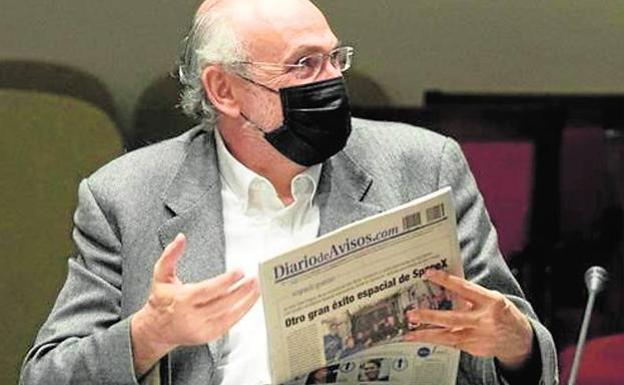 Pomares se acoge a su derecho de rectificación: «No ha falsificado su currículo para ser profesor»