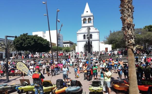 Más de 300 pescadores recreativos y submarinistas se rebelan contra las nuevas prohibiciones