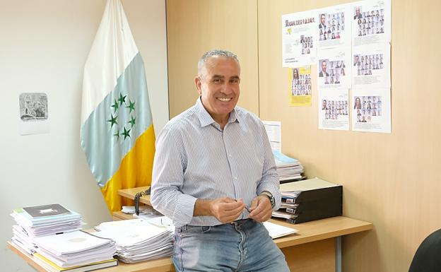 Mario Cabrera: «La gente está cansada de ver a políticos tirándose los trastos a la cabeza o haciendo poses en el Facebook»