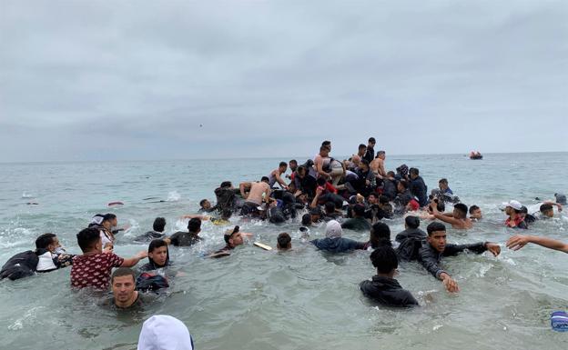 Canarias urge un acuerdo con Marruecos que frene la utilización de la inmigración como arma