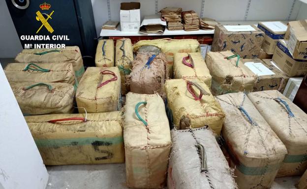 Ocho detenidos en Fuerteventura con 16 fardos de hachís