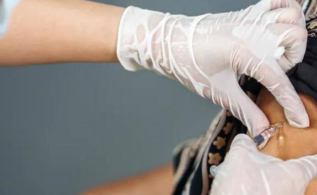 ¿Le llegó el SMS para vacunarse? 255.000 canarios han pedido cita en la web